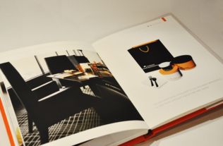 打造卓越产品画册 企业形象策划的核心元素